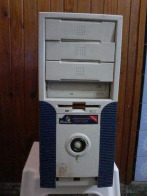 Vendo gabinete usado.