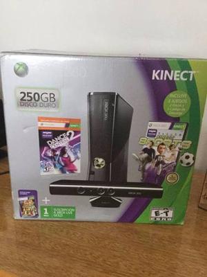 Xbox 360 - Disco 250gb + Kinect + 2joysticks Inalambricos