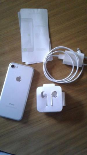 Iphone 7 Silver 32 gb. Nuevo.