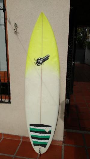 Tabla de Surf 6' 1" Renato Surfboard impecable c/ juego FCS