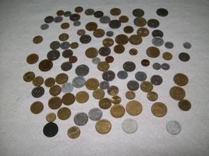 Lote de 100 monedas desde  y 20 billetes argentinos