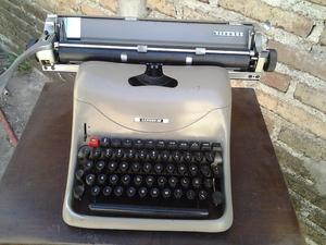 Maquina de escribir olivetti + maquina de sumar electrica y