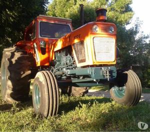 Tractor Fiat 900 con cabina