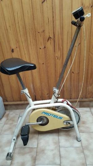 Vendo BICICLETA FIJA usada