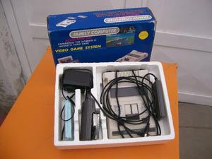 ANTIGUO VIDEO GAME FAMILY COMPUTER