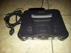 Consola Nintendo 64 + Joysticks + juegos