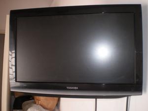 TV Toshiba con control