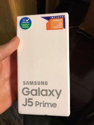 Vendo Samsung j5 prime nuevo sellado libre