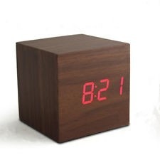 Gadget Reloj Digital Madera Diseño Cubo Original