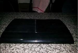 PlayStation 3 Super Slim, 2 Joystick