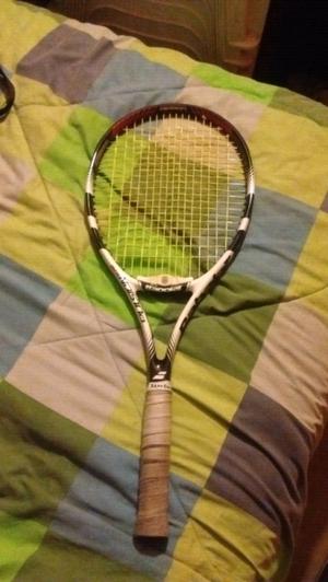 Vendo raqueta de tenis Babolat