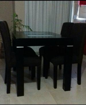 Mesa + 4 sillas