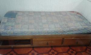 VENDO CAMA DE UNA PLAZA CON COLCHON