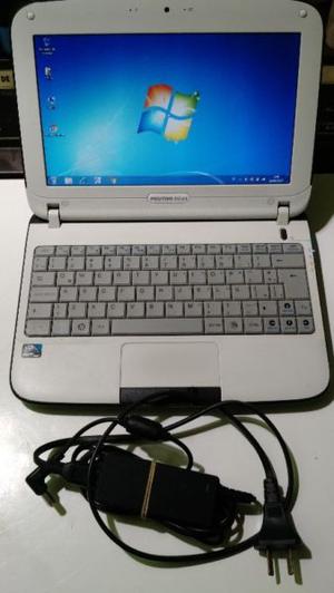 Vendo o permuto netbook BGH con Windows 7.