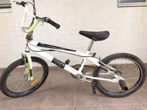 BICICLETA OXEA BMX IGUAL A NUEVA