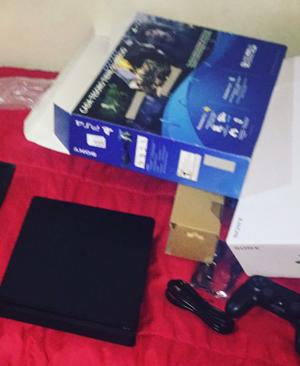 Vendo Ps4 Slim