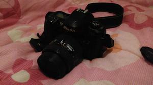 Cámara reflex Nikon D + Lente 