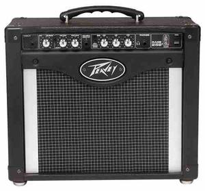 Amplificador Peavey Rage w Guitarra