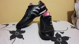 Botines addidas ideales para hockey