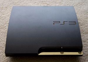 Consola Playstation 3 Slim 120GB + Juegos + Joysticks + Yapa