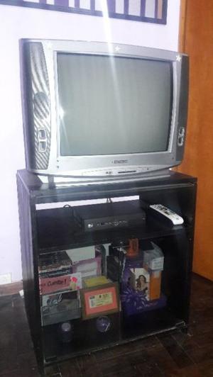 Televisor con mesa para tv