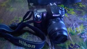 Camara fotografica Nikon D80 completa