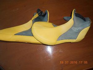 VENDO BOTAS Y ARNES DE WINDSURF