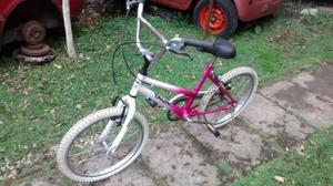 Bicicleta tipo BMX de nena Rodado 20