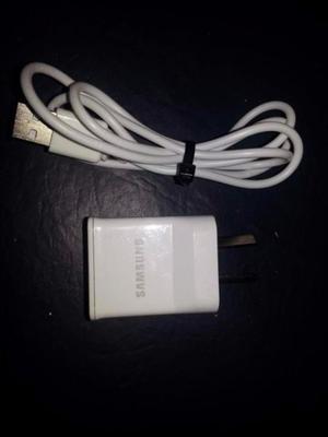 CARGADOR SAmsung Original USB, se entrega con cable,