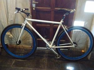 Vendo fixie usada