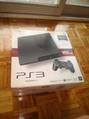 PS3 Slim 160 GB con dos joysticks