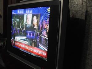 TELEVISOR PANTALLA PLANA 29', SLIM CON CONTROL REMOTO !!!!!