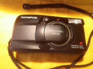 vendo o permuto cámara 35mm. olympus lens ultra compact