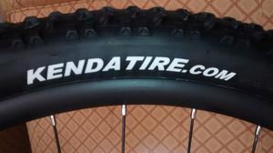 Cubiertas KENDA TIRE SLANT SIX 27,5 x 2,10