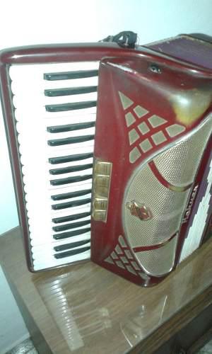 Acordeón Hohner De 80 Bajos