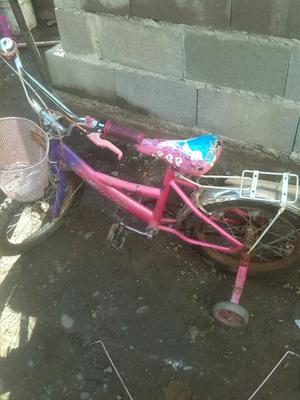 Bicicleta para nena en muy buen estado