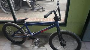 OPORTUNIDAD! Vendo bicicleta "Haro F3" BMX preparada para