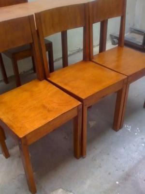 mesa y sillas lustrada o sin lustre