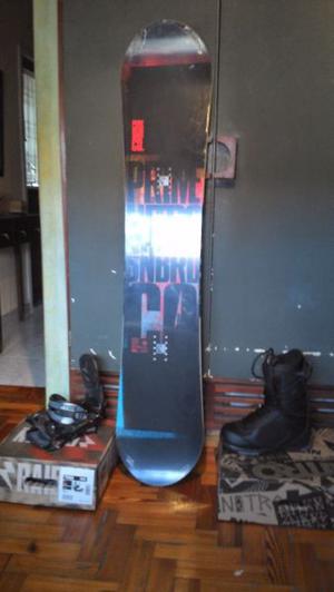 tabla de snowboard nitro prime con fijaciones raiden