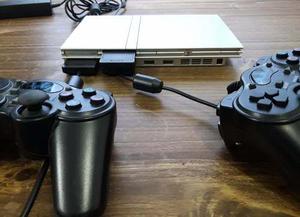 Playstation 2 Slim Silver Chipeada Con Memory Y 2 Controles