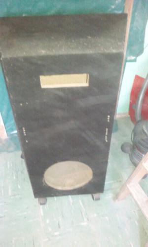 Vendo caja para musica