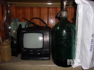 televisor y radio $950.-