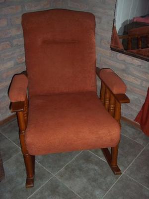 Sillón mecedor de pana