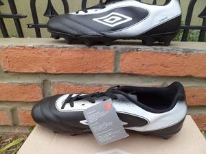 liquido BOTINES UMBRO STRIKER II CPO