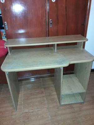 MESA ESCRITORIO PC