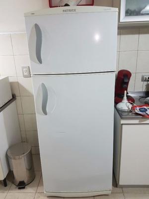 HELADERA PATRICK CON FREEZER HPK 37CDA