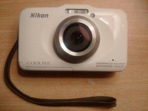 Nikon Coolpix S31 acuatica