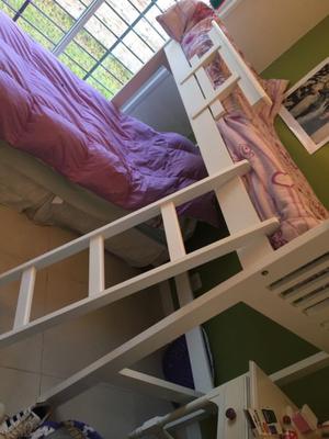 Vendo cama cucheta moderna excelente estaso