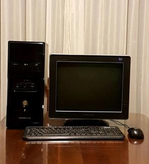 Vendo pc de escritorio incluye cpu, monitor, teclado y mouse