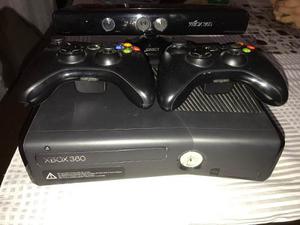Xbox 360 De 250gb + Dos Joystick
